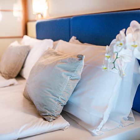 Park Hotel لينانو سابيادورو المظهر الخارجي الصورة