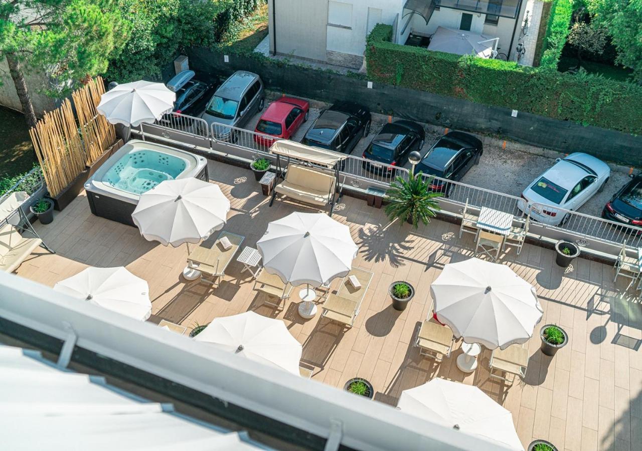 Park Hotel لينانو سابيادورو المظهر الخارجي الصورة